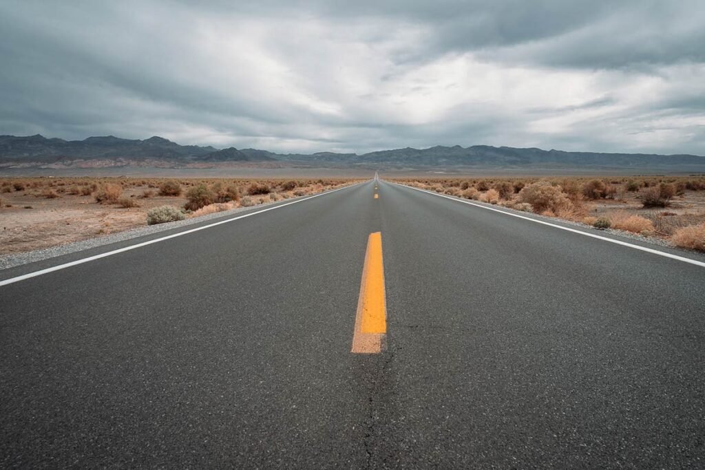 How Many Miles Long is California 