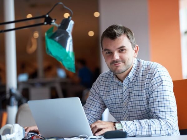 Can You Work on Workers Comp in CA? FAQs | Atticus