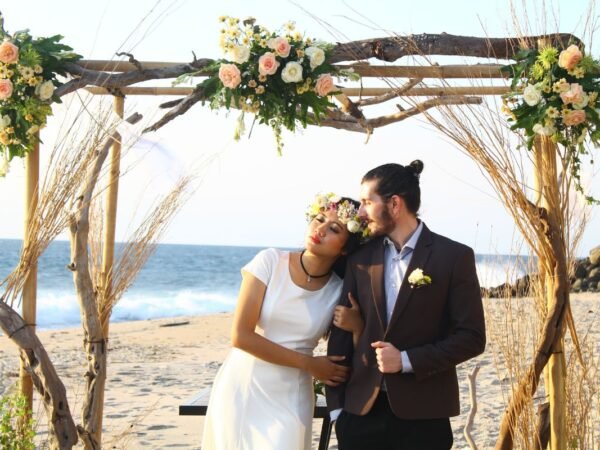 How to Become a Wedding Officiant in California: The Ultimate Guide