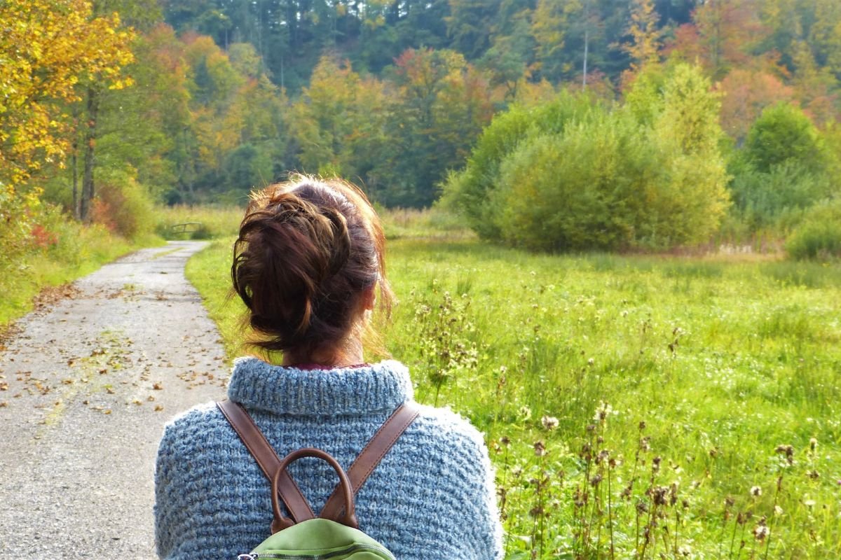 How to Move to California: 2023 Guide