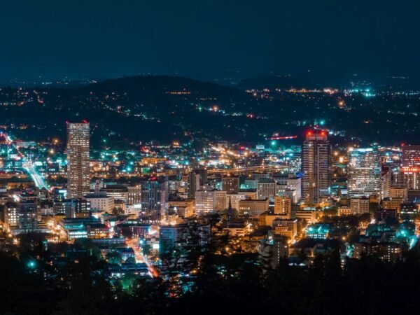 What is the Population of Salem Oregon? Latest Data & Demographics