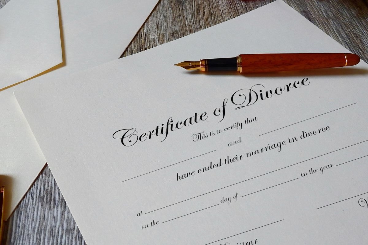 Who Pays for Divorce in California? Attorney Fees Explained