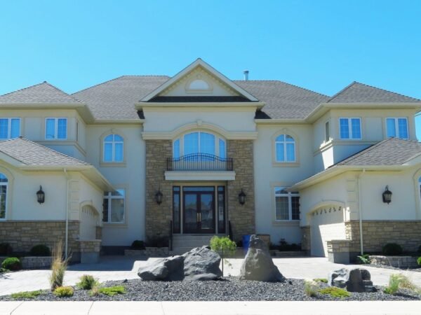 Why is it so Expensive to Live in California? Top 10 Reasons Revealed!